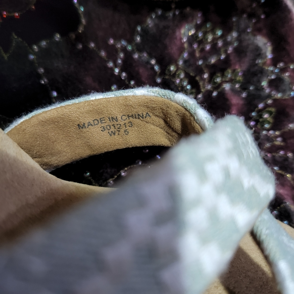 EUC Toms Heels - Picture 6 of 6